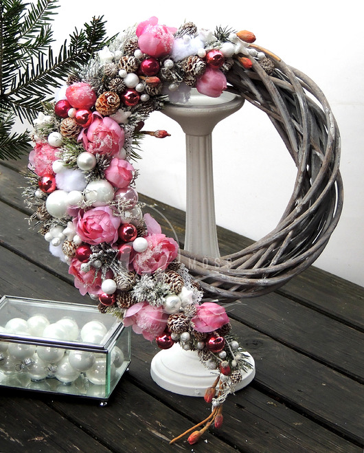 Wianek świąteczny FROZEN ROSES FlodiaAtelier