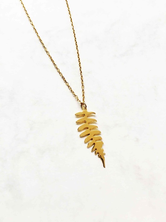 złote naszyjniki Paproć- naszyjnik- liść paproci