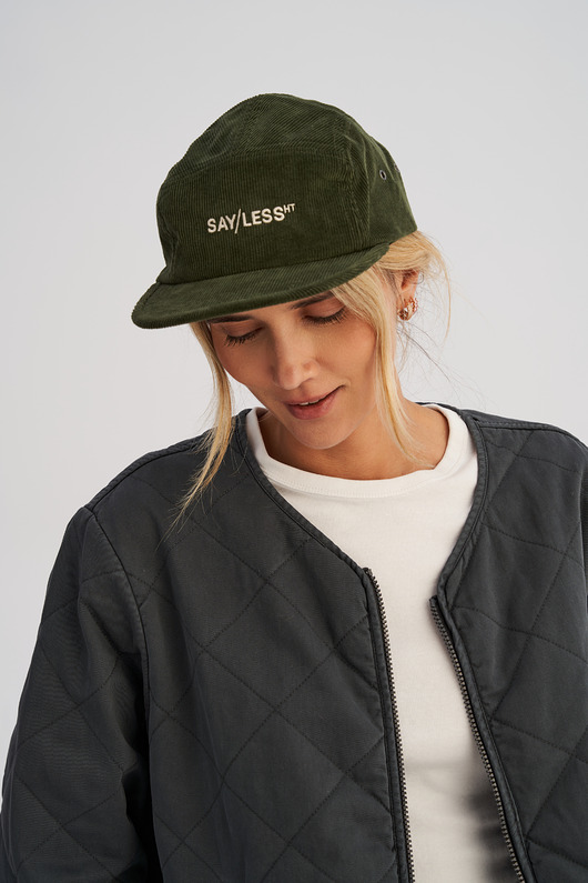 czapki damskie Czapka sztruksowa CAMPER zielona