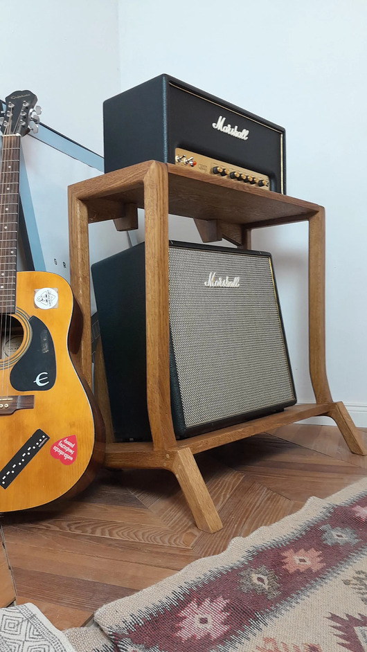 meble - inne Pi Amp Stand - Drewniany statyw na wzmacniacz gitarowy