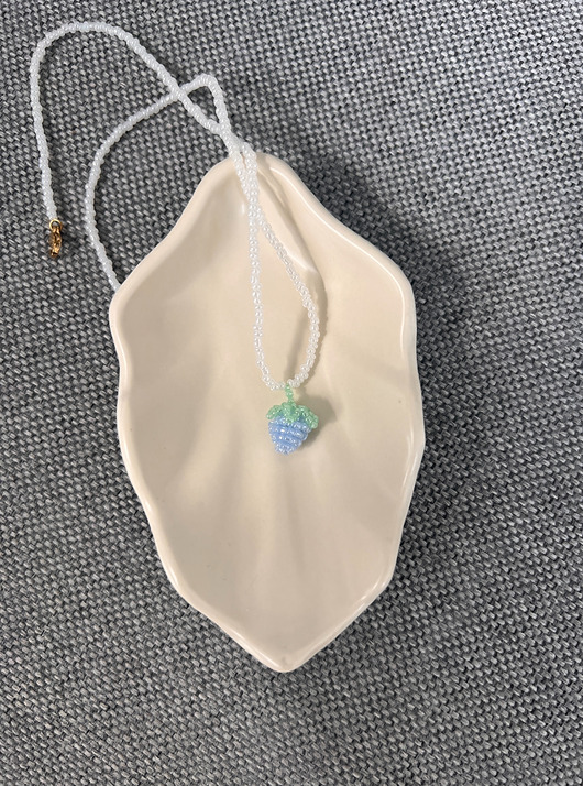 wisiory Handmade naszyjnik z koralików z plecionym owocem niebieskim jasnym