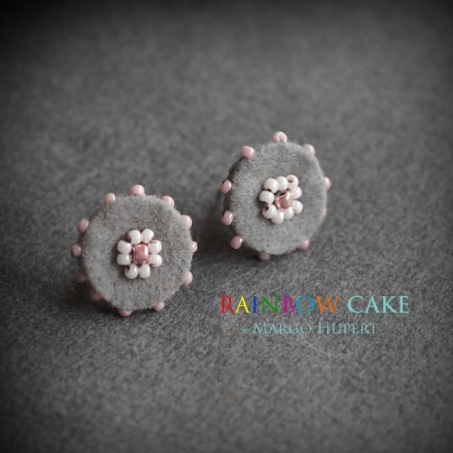  RainbowCake - szaroróżowe - klipsy FlowerFelt Design