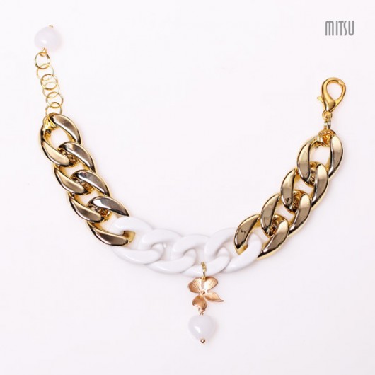 White Desire Mitsu