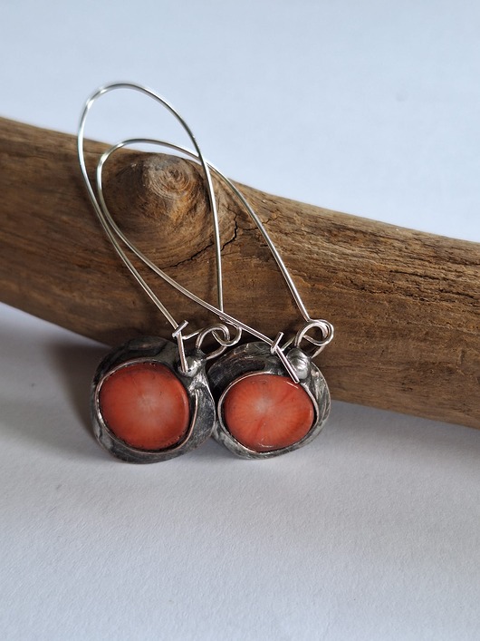 kolczyki wire wrapping Kolczyki miedziane z koralem