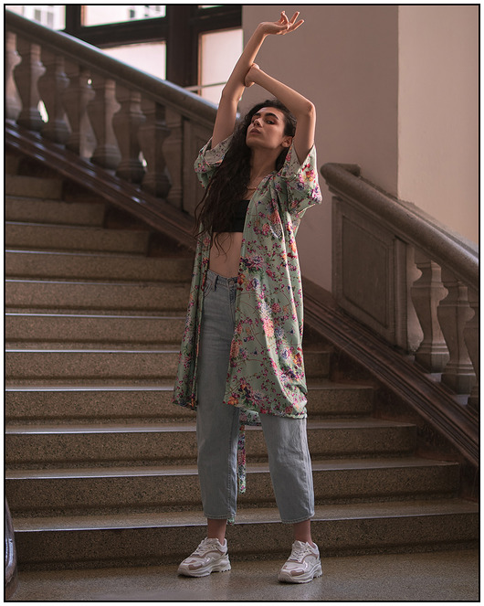 bluzki kimonowe damskie Jedwabne 100% kimono w kwiaty, Haori