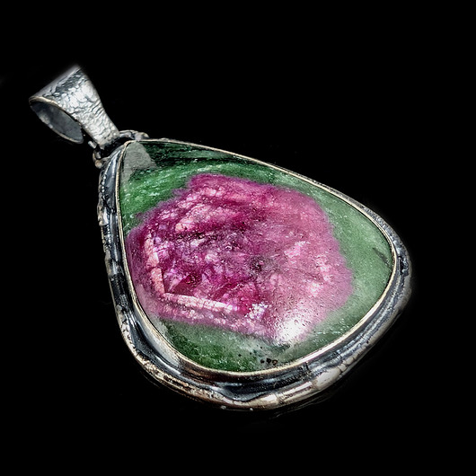 wisiory Iryzujący rubin