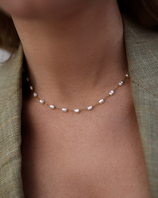 bransoletki - inne Delikatny złoty zaszyjnik z perłami ze stali chirurgicznej premium