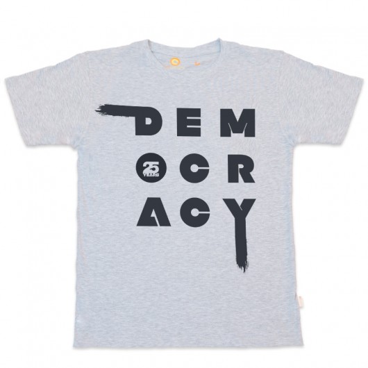 Democracy 25 years Grey odCZAPY odCZAPY