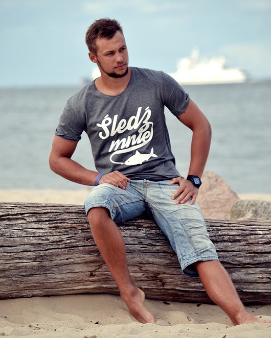 T-shirt męski szary ŚLEDŹ MNIE ZAKLAD ze 3MIASTO