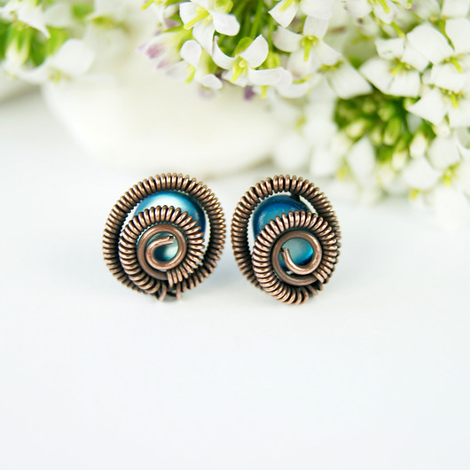 kolczyki wire wrapping Kolczyki niebieskie sztyfty z masą perłową
