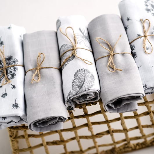 przewijaki i ręczniki dla dzieci Ulewajki pieluszki muślinowe 5-pak 39x39 cm ASHY CHICK od BabyU