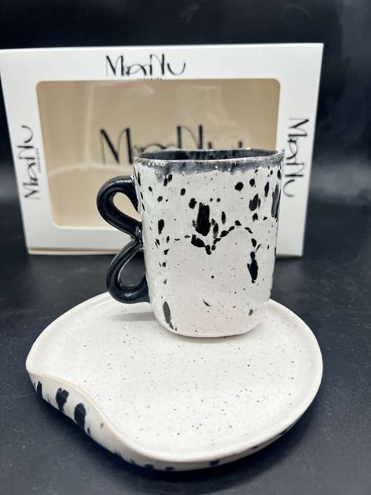 kubki Zestaw prezentowy DALMATIN XL BIAŁY kubek + talerzyk