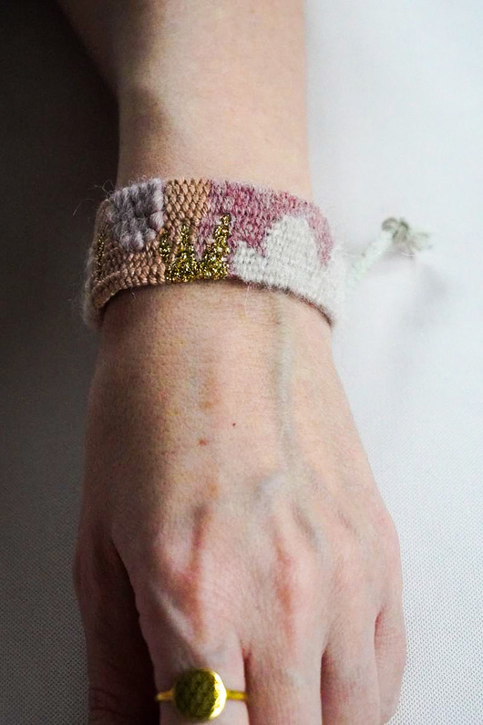 bransoletki na sznurku Bransoletka boho tkana na krośnie wiązana