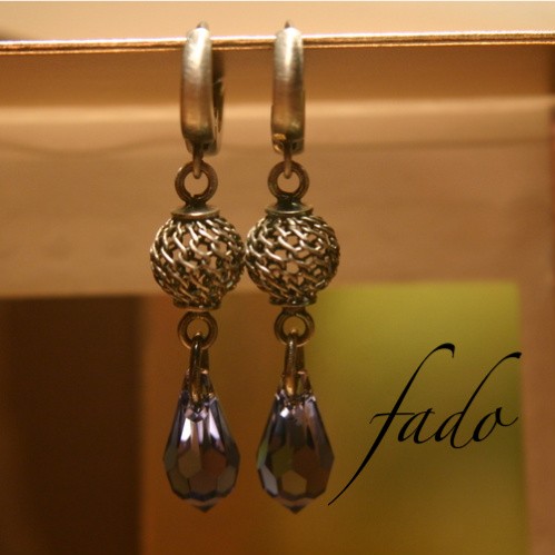 FIOŁKI W SREBRZE fado