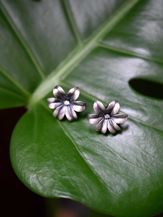 kolczyki srebrne Kolczyki srebrne Hiacynty na sztyftach