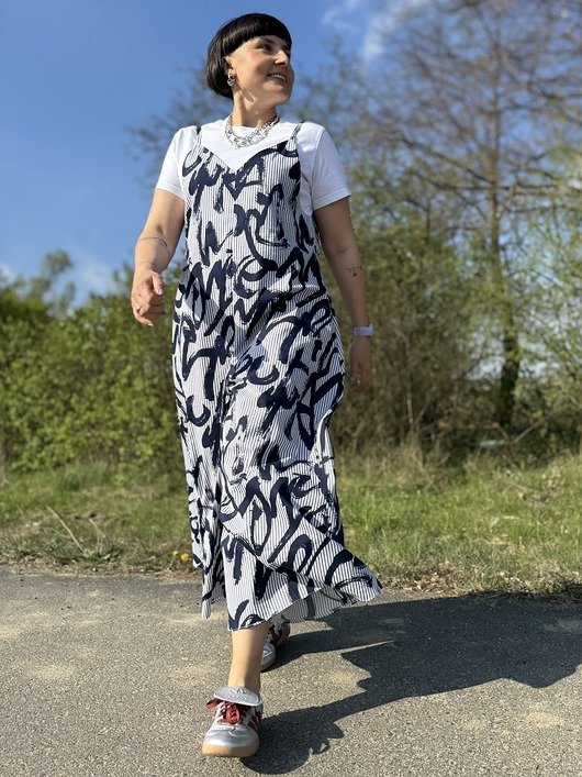 spodnie materiałowe damskie Kombinezon w drobne paski