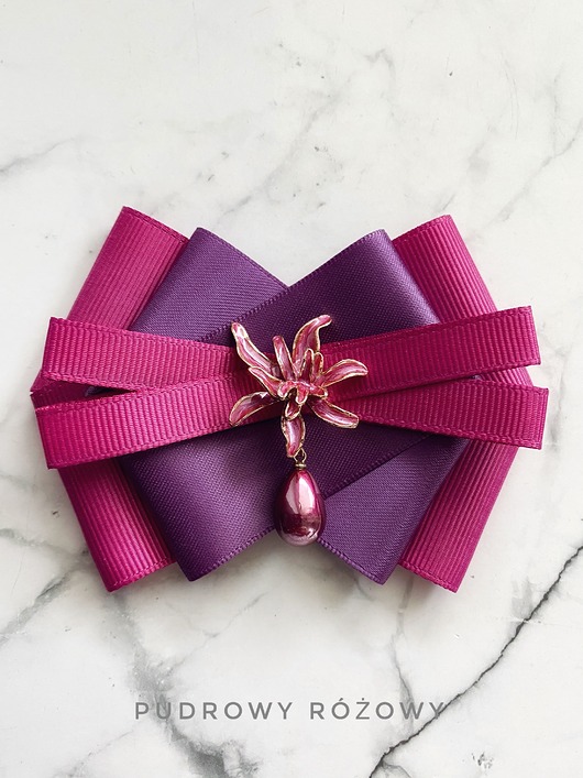 broszki Brosza z Kwiatem i perłą w kolorze bakłażana Nowość