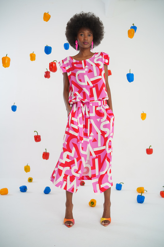 sukienki midi damskie Sukienka Vibrant Graphic Dress