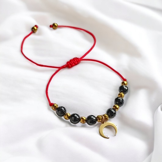 bransoletki z kamieni naturalnych OCHRONNA bransoletka - czarny turmalin - lunula : czerwony sznurek