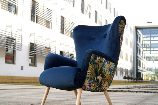 Fotel skandynawski nowoczesny uszak scandi Sekaty Wood Design