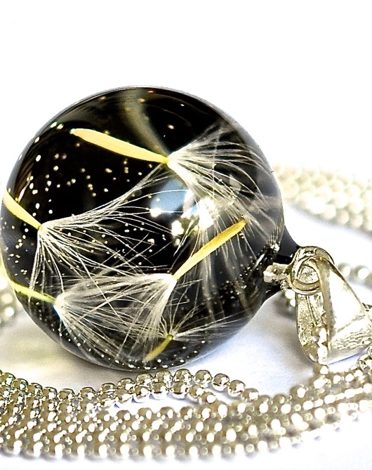 wisiorek kwiatowy Grol Jewellery