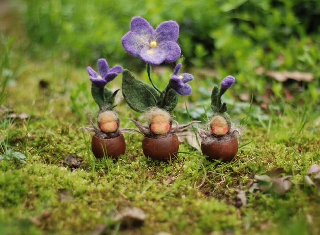 figurki i rzeźby Fiołki- Waldorf toy