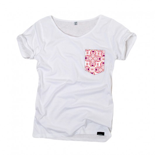 pink'ish - organic t-shirt mmhm