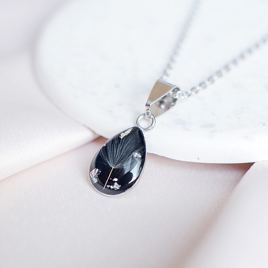 wisiory Wisiorek z rzęsek dmuchawca