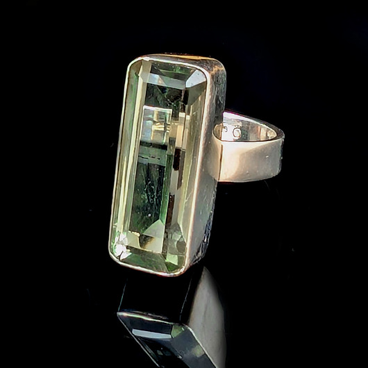 pierścionki srebrne Pierścionek pocałunek wiosny- zielony ametyst