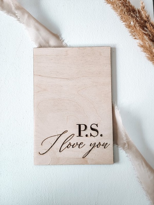 kartki scrapbooking Drewniana kartka na Walentynki - P.S. I love you