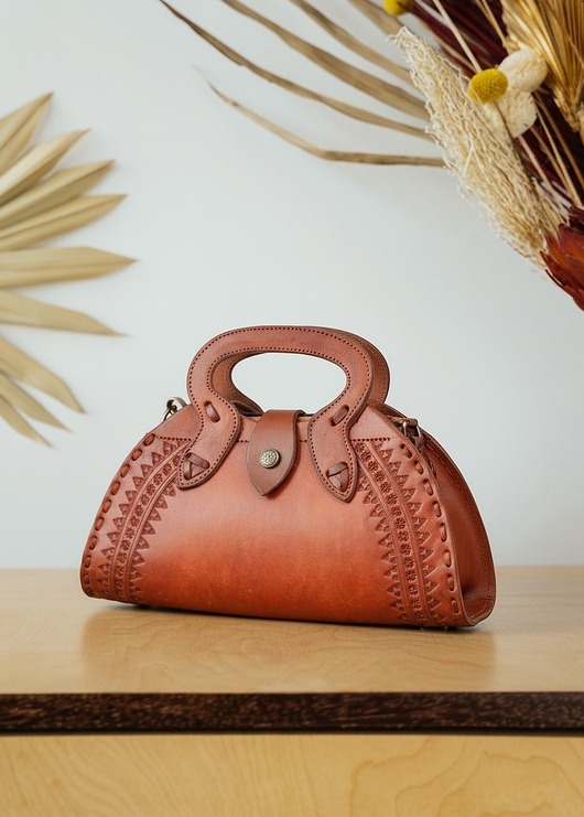 torebki do ręki Torebka skórzana ręcznie robiona góralska Cuero wzory elegancka