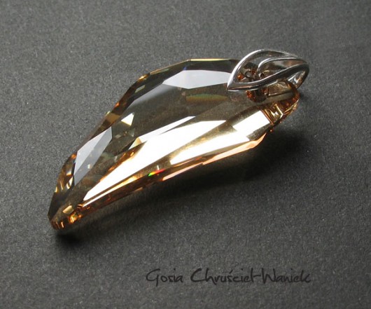 kryształ Swarovski golden shadow - nowość Gosia Chruściel-Waniek