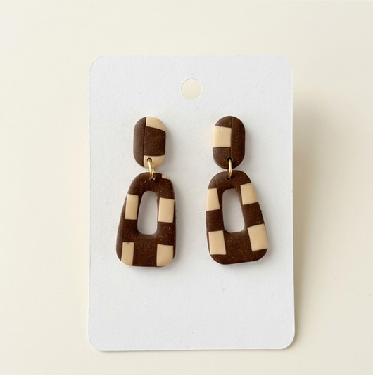 kolczyki z masy plastycznej Kolczyki Kratka