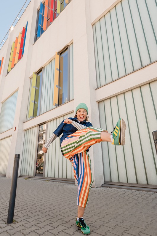 spodnie materiałowe damskie Spodnie Barrel Leg w kolorowe paski