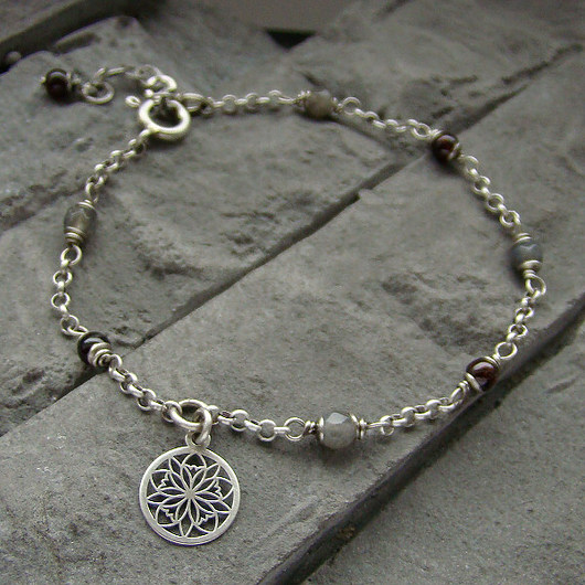 bransoletki z kamieni naturalnych Labradoryt i granat - bransoletka