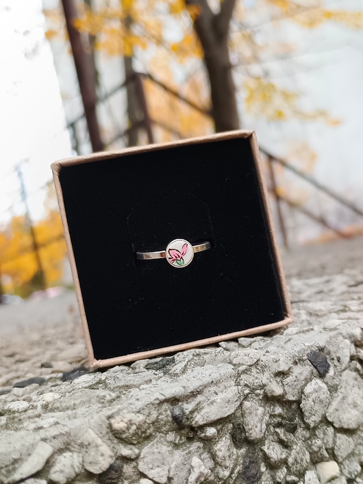 pierścionki - różne Pierścionek z kwiatkiem srebrny