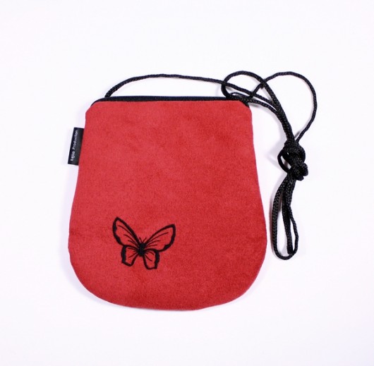 little red with butterfly RękaProduction