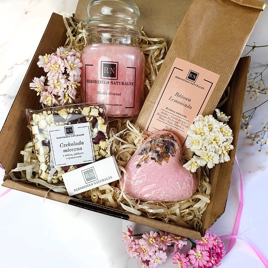 zestawy dla niej Zestaw prezentowy na Dzień Kobiet S