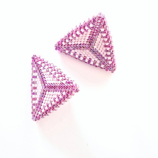 kolczyki szklane Kolczyki Trójkątne Sztyfty "Malinowa Chmurka"