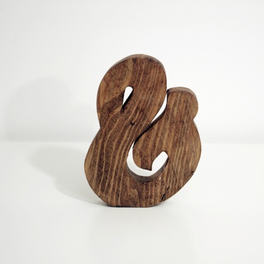 & AMPERSAND - litera sosnowa ze starej palety Any THING