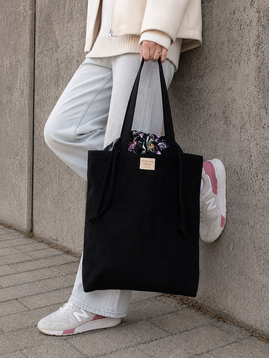 torby na ramię Torba HANA Dark Blooming Garden-duża czarna torba z kominem z nubuku