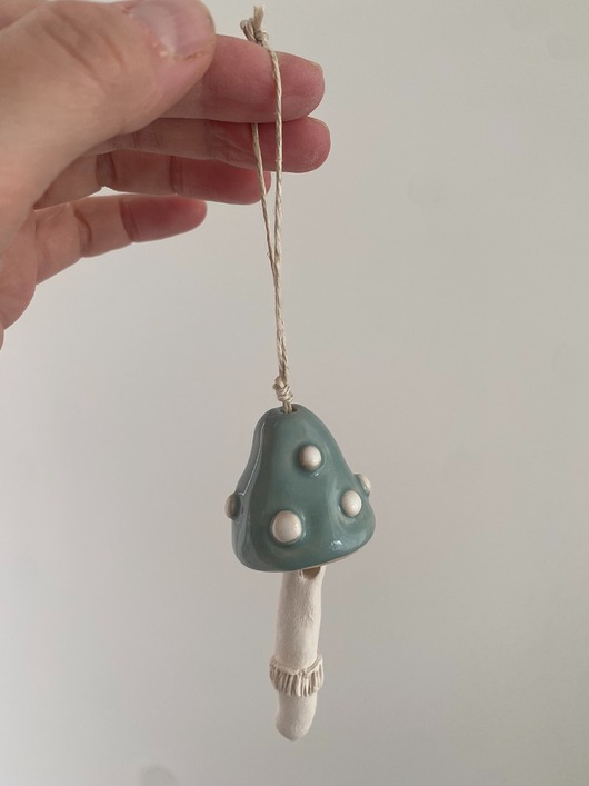 dekoracje świąteczne Grzybek ceramiczny zawieszka