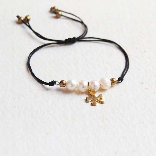 bransoletki z kamieni naturalnych Naturalne perły & koniczynka na szczęście