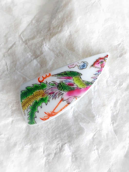 broszka ze smokiem biżuteria z talerzy