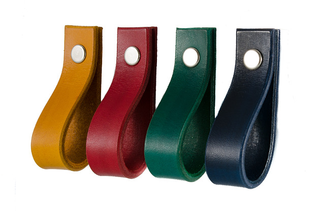 Skórzany uchwyt meblowy EDGE KOLORY PRODUCENT Coloriso