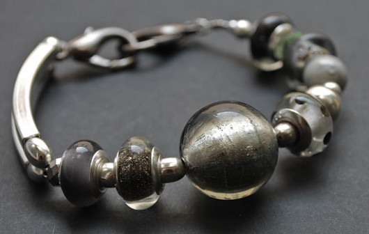 Grey pearl - bransoletka Buy or Die