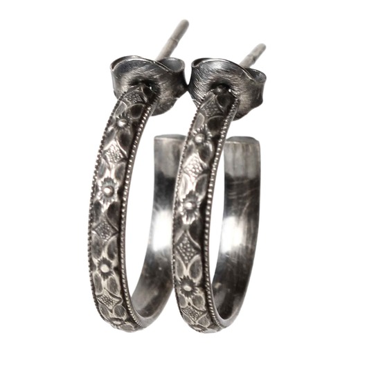 kolczyki srebrne Oksydowane kolczyki srebrne koła z fakturą kwiatową - Peonia