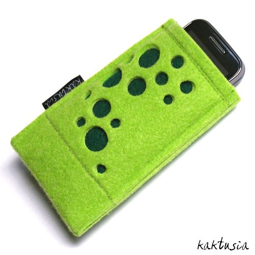 BUBBLES :: zielone etui na telefon kaktusia