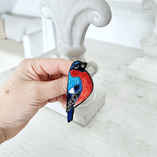 broszki Broszka GIL 4 ręcznie haftowana przypinka polskie ptaki