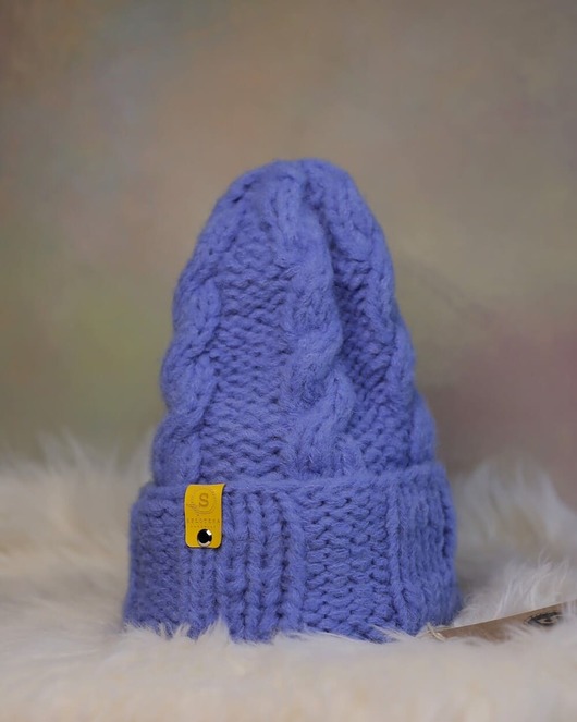 czapki damskie Ciepła czapka z alpaki z warkoczami LULLABY fiołek